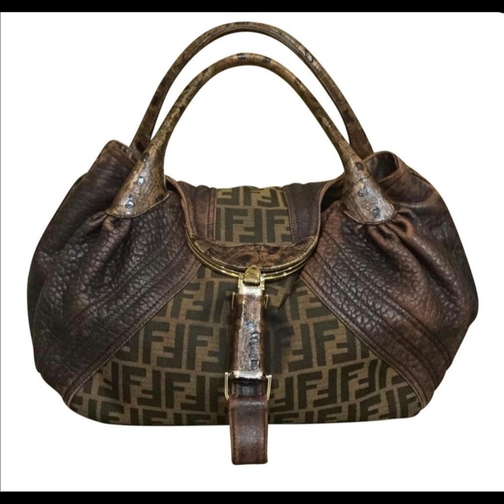 AUTH LARGE FENDI SPY BAG - ONE AWESOME FIND
